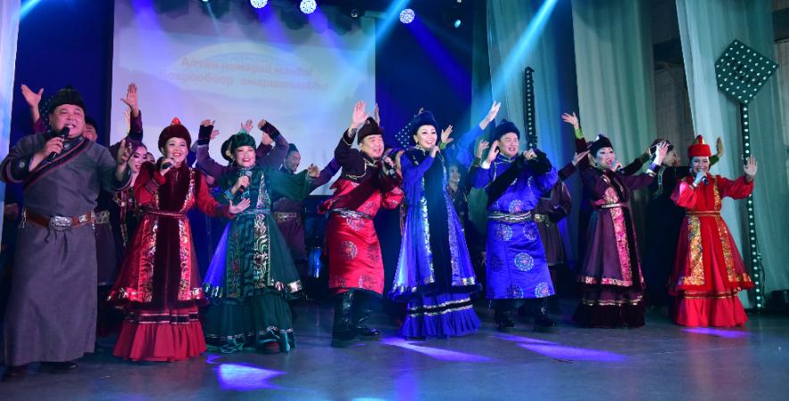 Государственный ансамбль песни и танца "Степные напевы" поздравляет с Новым годом по лунному календарю - Сагаалган